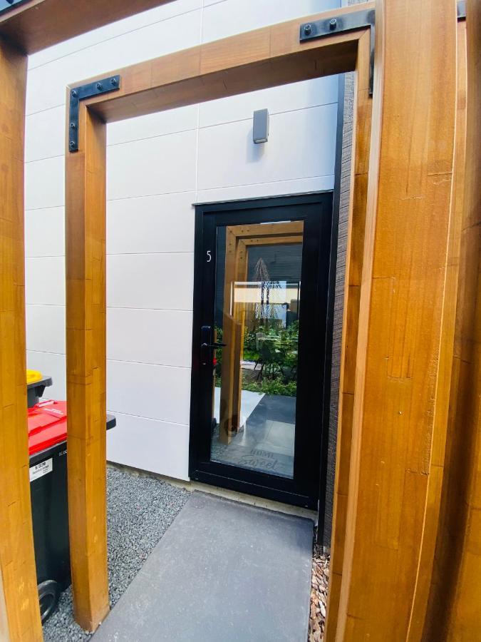Home Sweet Home Christchurch Centre Экстерьер фото